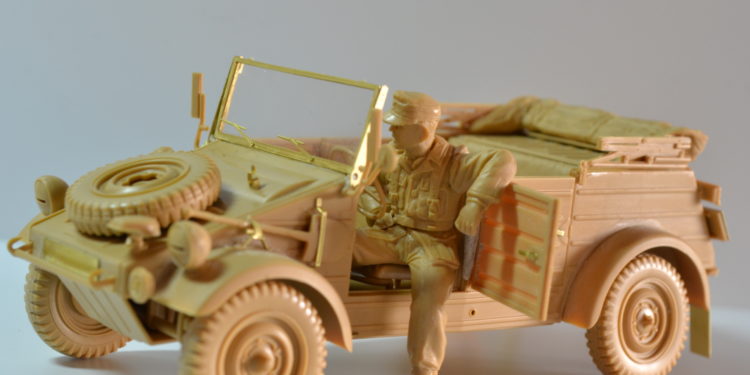 Kübelwagen Dryfitted en klaar voor de primer