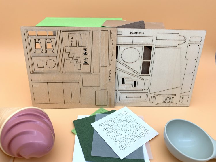 Review: Robotime Miniatuur Huisje Honey Ice Cream Shop DG148