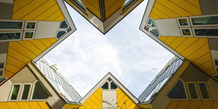 Vooroorlogse Rotterdam in brons gegoten