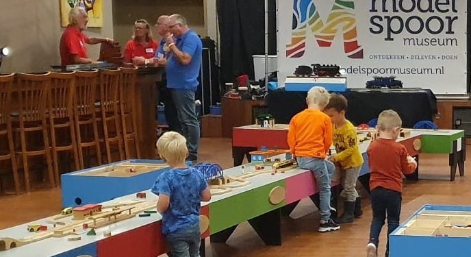 Kleine Houten Treinen Competitie Modelspoor Museum Sneek