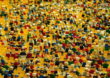 Museum van de Twintigste Eeuw klimt uit Corona-dal met LEGO expositie