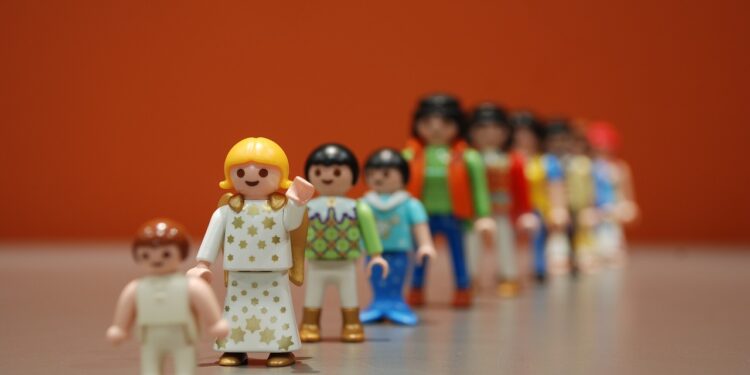 50-jarig Playmobil krijgt opfrisbeurt: meer bekende figuurtjes